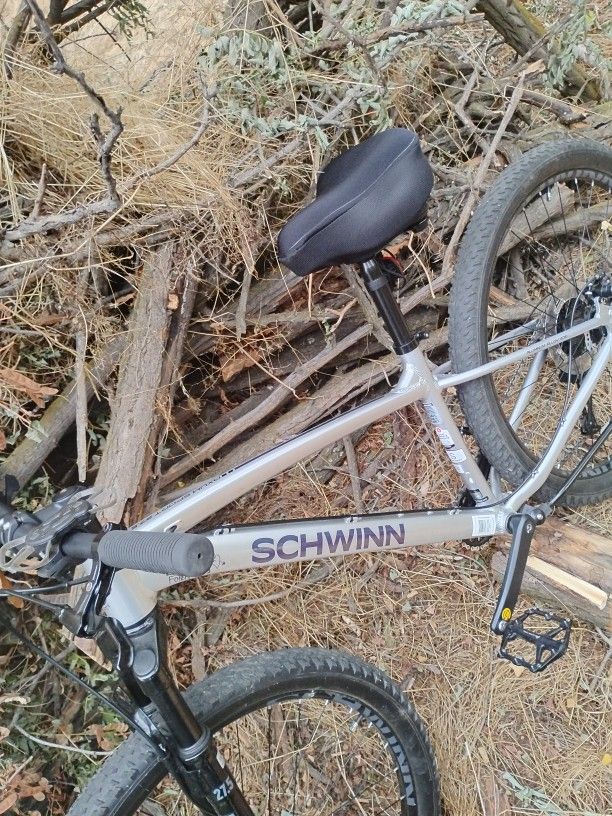 Schwinn acum sport 27.5 mens mountain bike