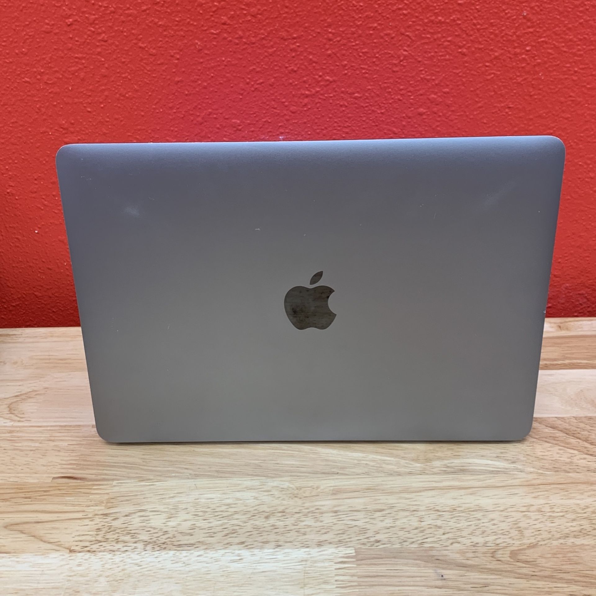 MacBook 12 Inch 2017 I7 16gb Ram 512gb