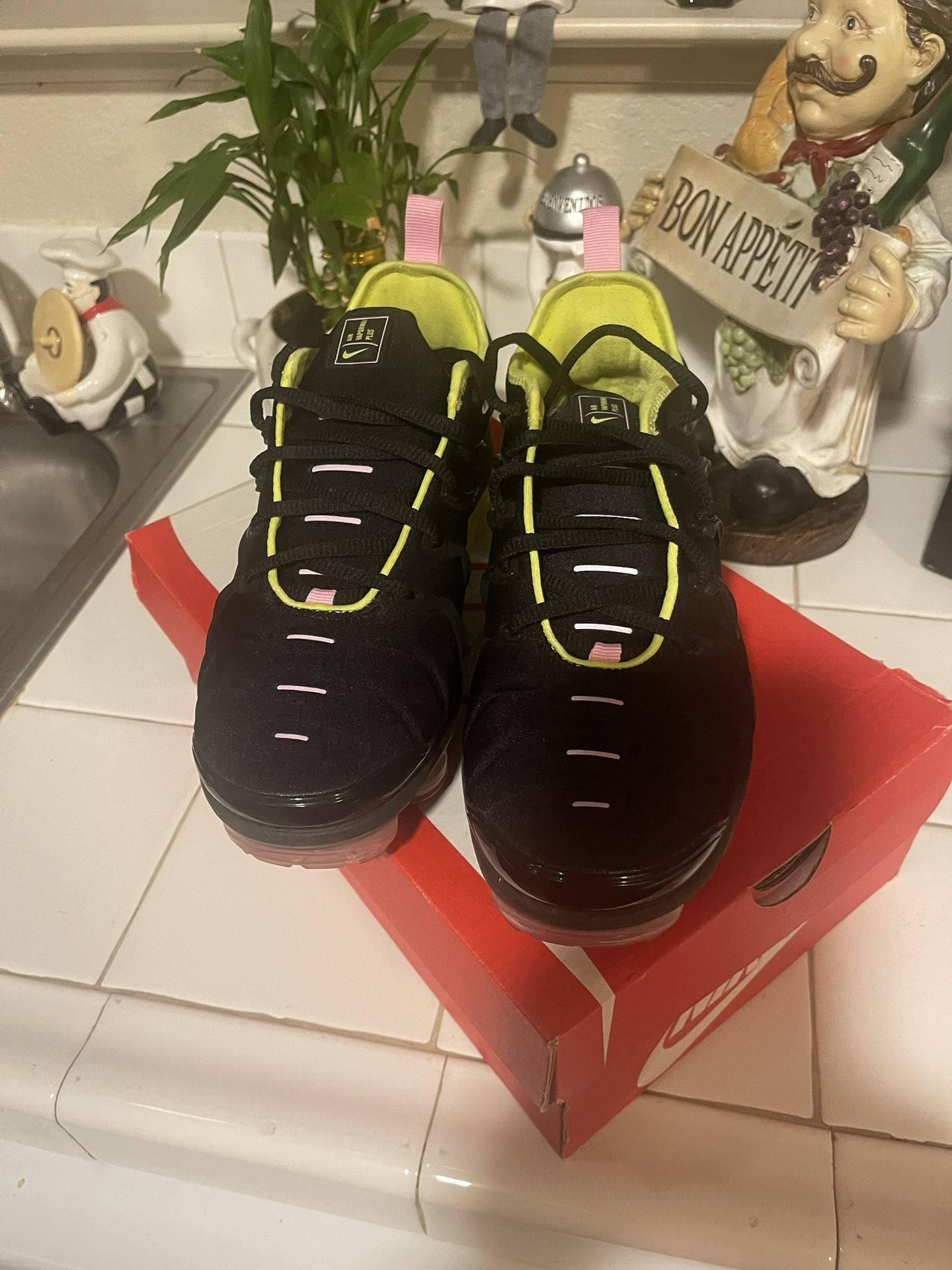 vapormax size 4 sale