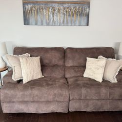 3pc Reclyners Sofa Set