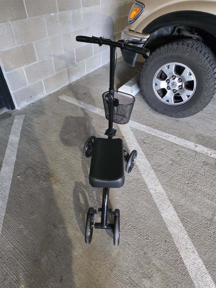 Knee Scooter
