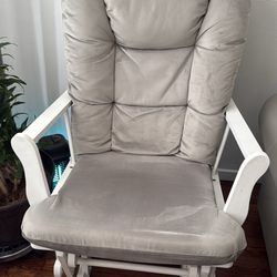Nursery Rocking Chair 