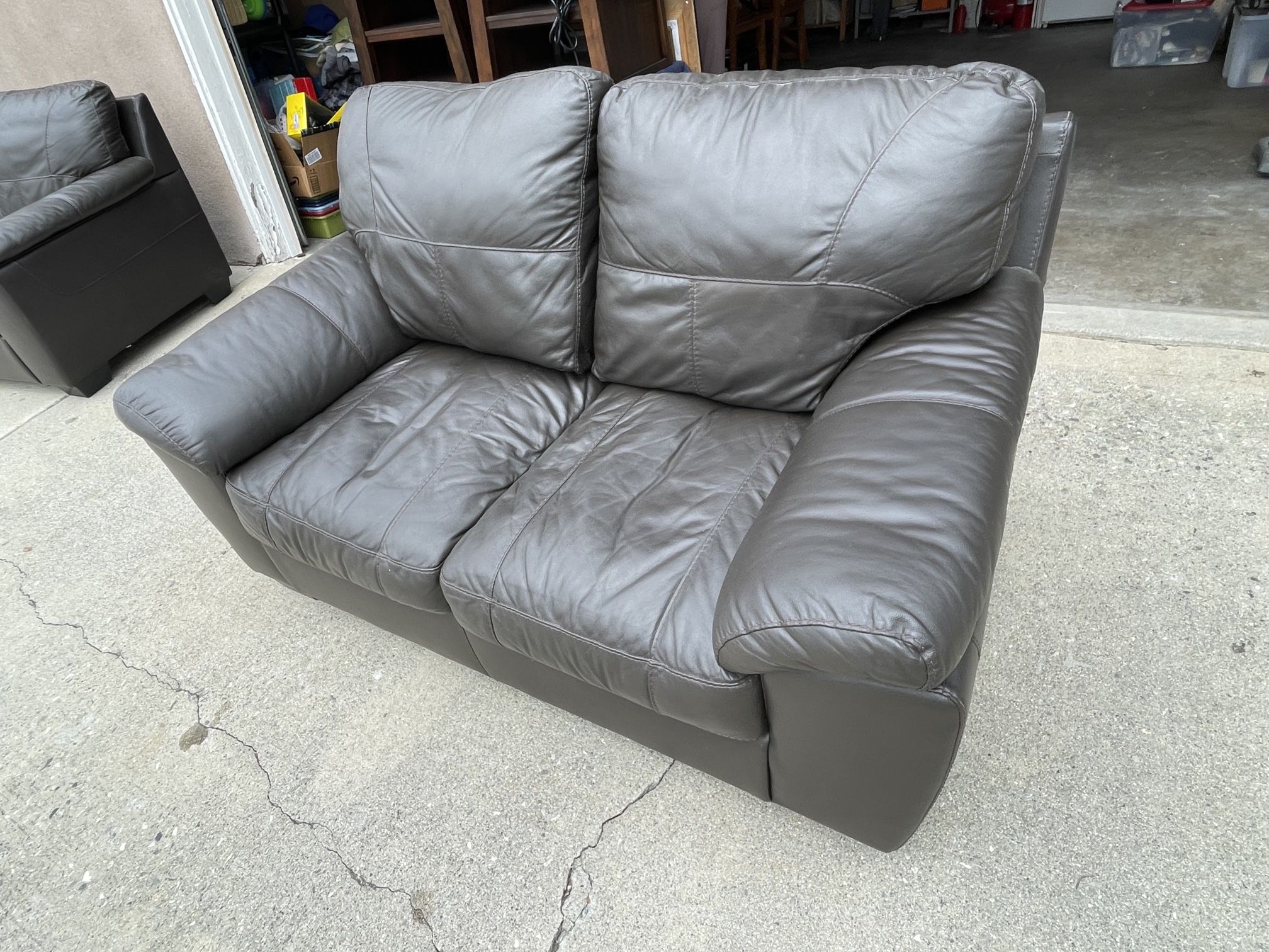 Leather Couch’s 