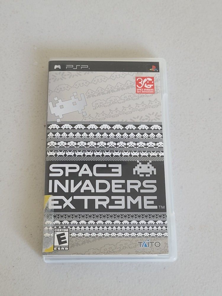 Space Invaders Extreme Sony PSP PlayStation Portable Game CIB