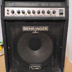 Behringer ULTRA BASS BX1200