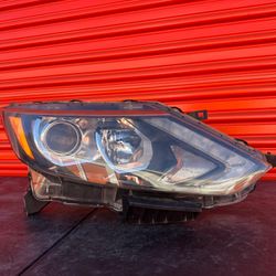 2017-2018 -2019 NISSAN ROGUE SPORT RIGHT HALOGEN W/LED HEADLIGHT OEM