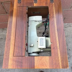 Sewing Machine Kenmore Simpson