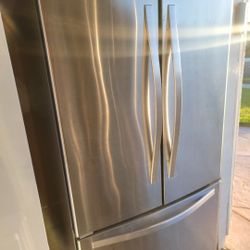 Whirlpool French Doors  W36 H69 D31