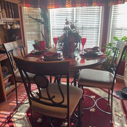 Dining Room Set 