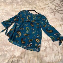 Blouse size L
