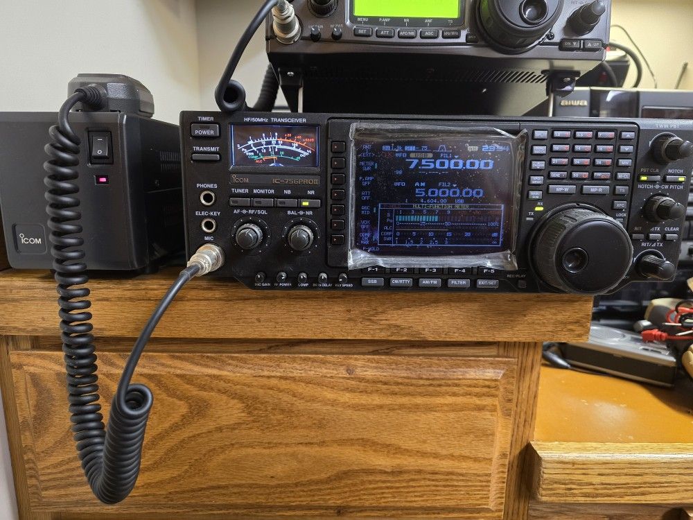 Icon 756Pro II HF Ham Radio Transceiver System