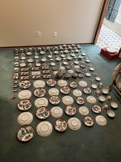 Vintage Famille Rose Mandarin Chinoiserie Porcelain Dinnerware