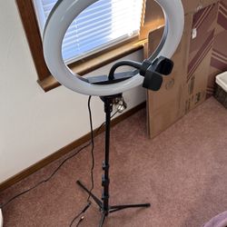 ring light with remote