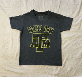Gildan Texas A&M  t-shirt Youth size XS (4-5)👉🏼has 3 whitish dot stains
