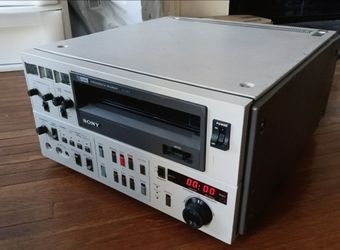 Vintage Sony VO-5850 Professional Editing Deck Professional 3/4″ Format NTSC