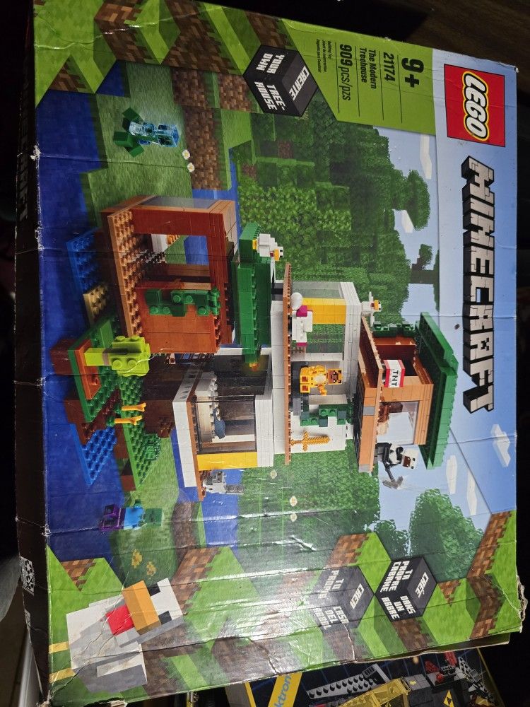 LEGO Modern Tree House Minecraft