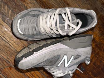 New Balance 990v4 4.5y