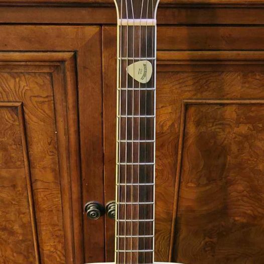 Alvarez Acoustic Guitar Model# AD80SSB