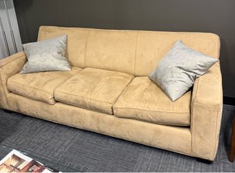 Free couch pick up today or tomorrow