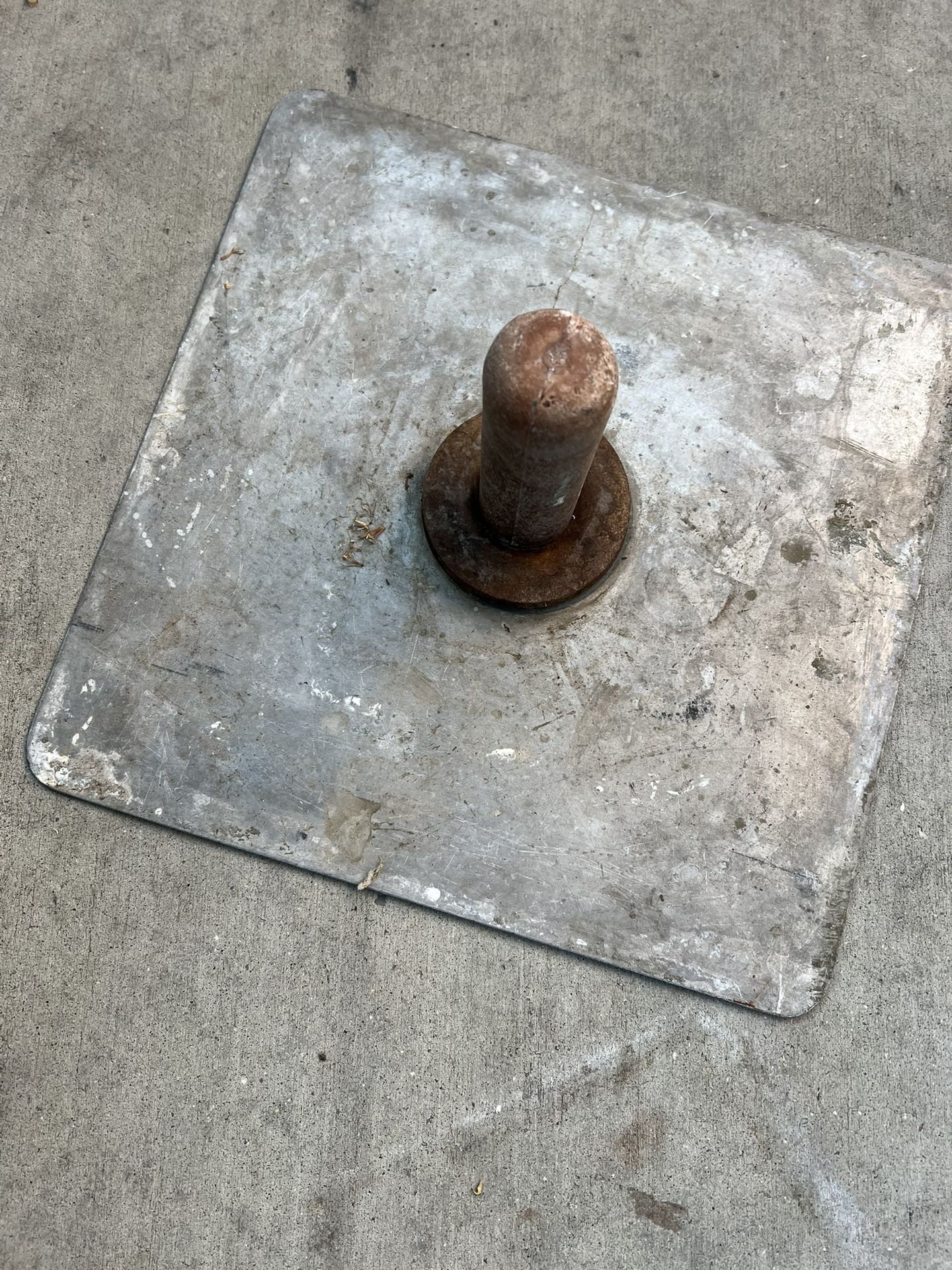 Metal Stack Base