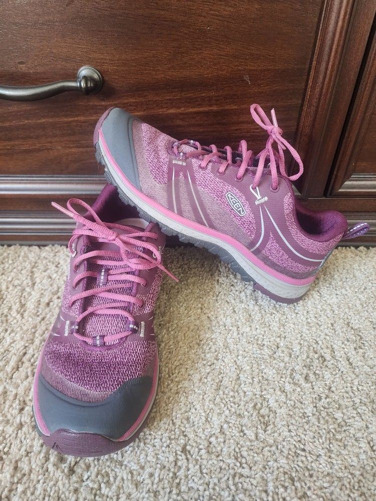 Women Keen Hiking Boots Shoes Terradora 7 New