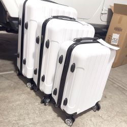 New Luggage Set Of 3