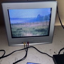 Magnavox Smart Series 14" CRTTV No Remote (Model14MS2331/17) (READ DESCRIPTION)