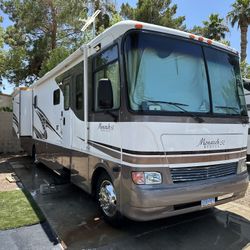 2005 Monaco Monarch SE