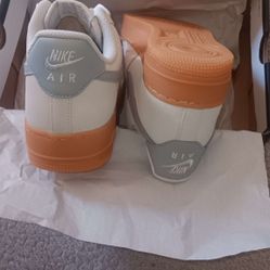 Nike Air Force 1 Gum Sole – Brand New (Size 8.5)