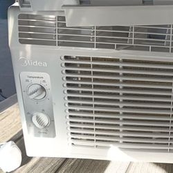 Window AC