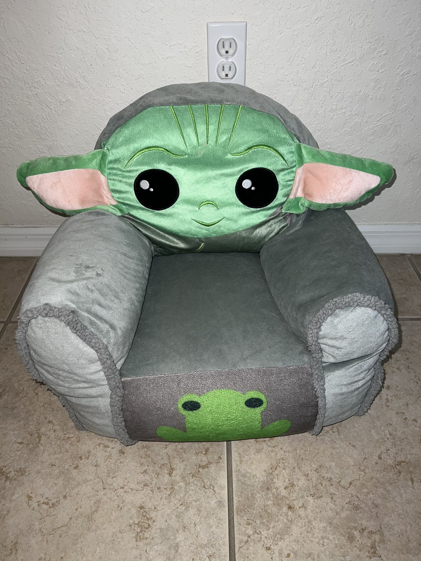 Baby Yoda Chair