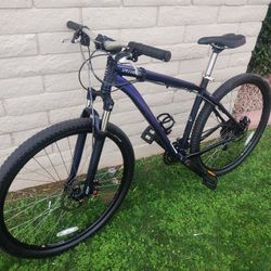 29 ER Specialized Rock Hopper Mountain Bike 