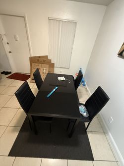 Dining table with chairs for sale