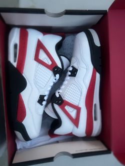 Jordan 4 size 7 brand new