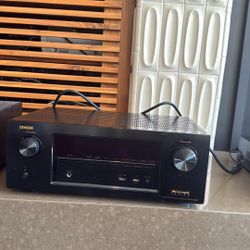 Denon AVR-X2200W 7.2 Channel Full 4K Ultra HD Receiver with Bluetooth and Wi-Fi