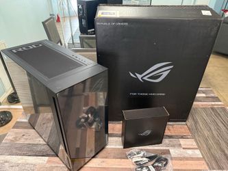 Asus Rog GM700 Rtx5070 intel ultra 7 32gb ram