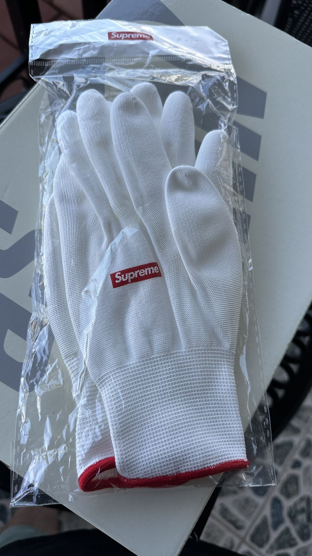 Supreme Gloves 