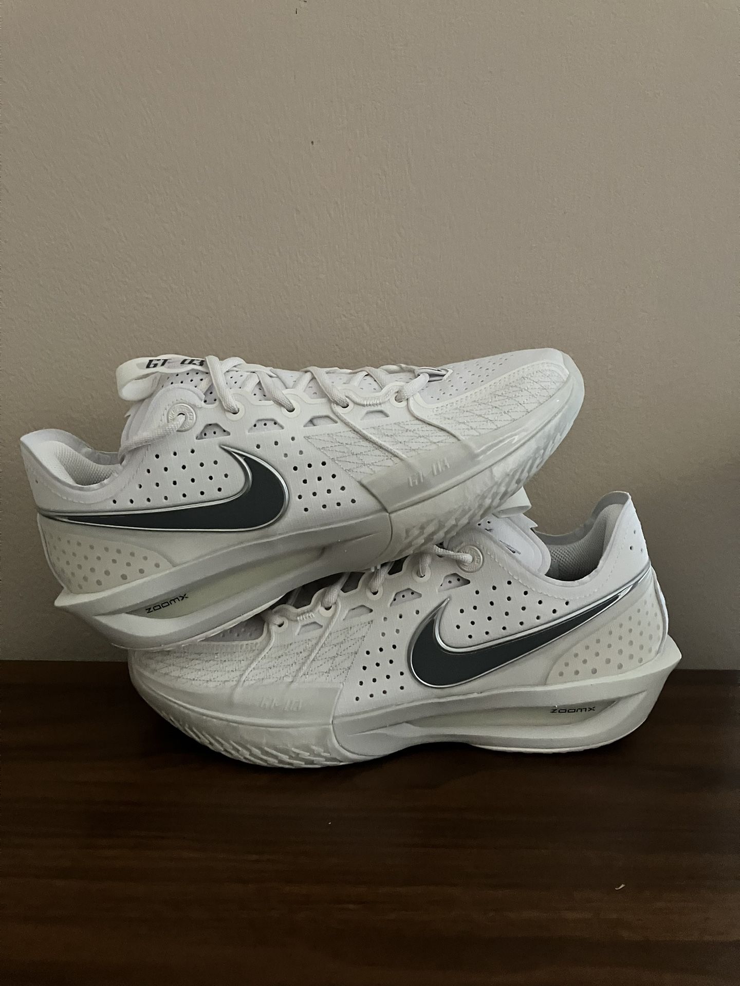 Nike Zoom Gt Cut 3 Size 10 Brand New Foundation Look At Last Photo STEAL!!!