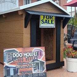 Dog Houses 