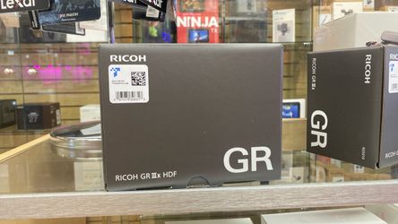 Ricoh GRIIIx HDF