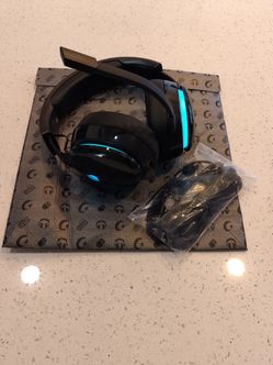 Brand new PS4 PS5 and PC gaming headset