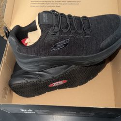 unisex work sneakers 