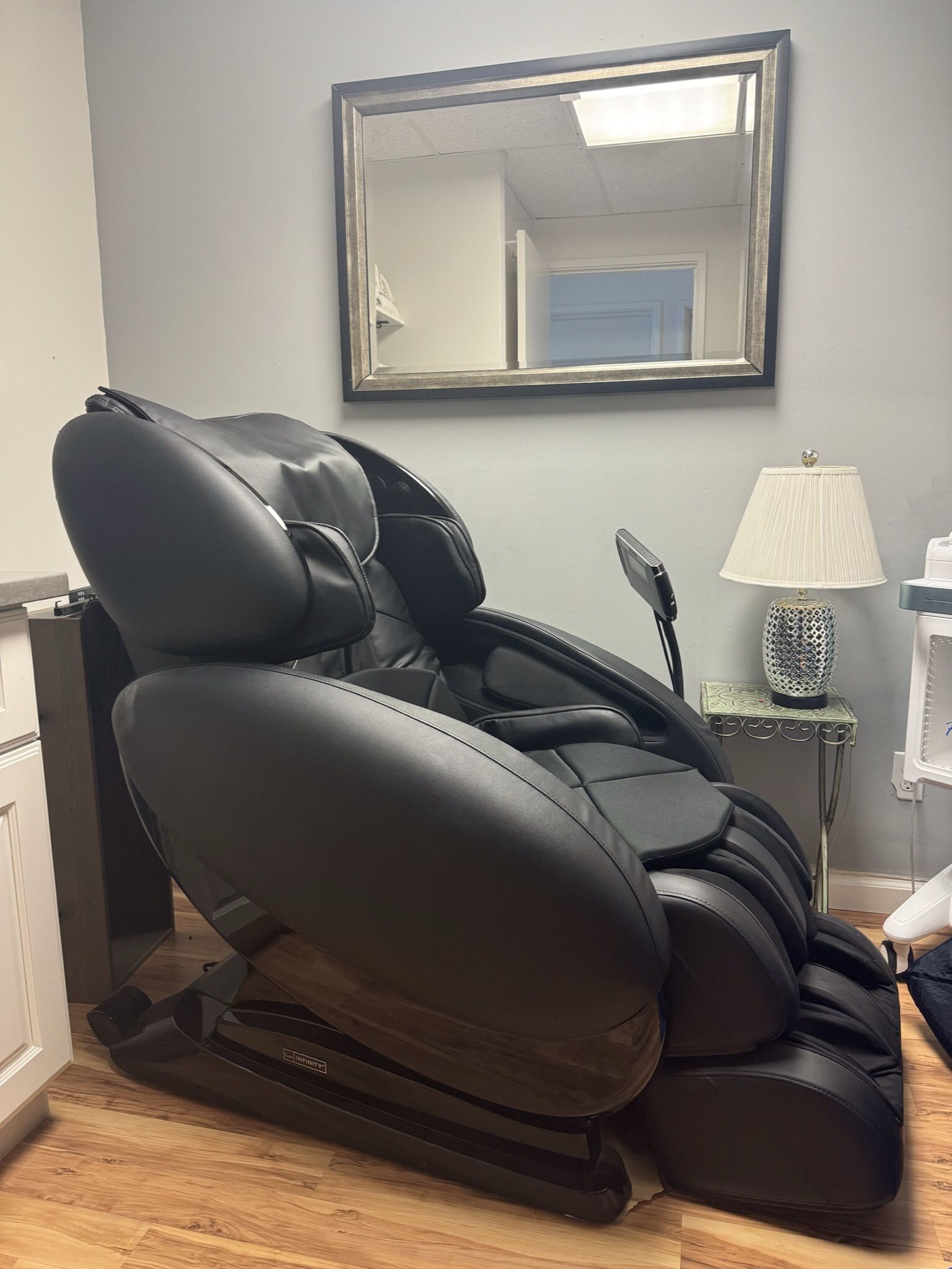 Infinity IT 8500 Plus Massage Chair