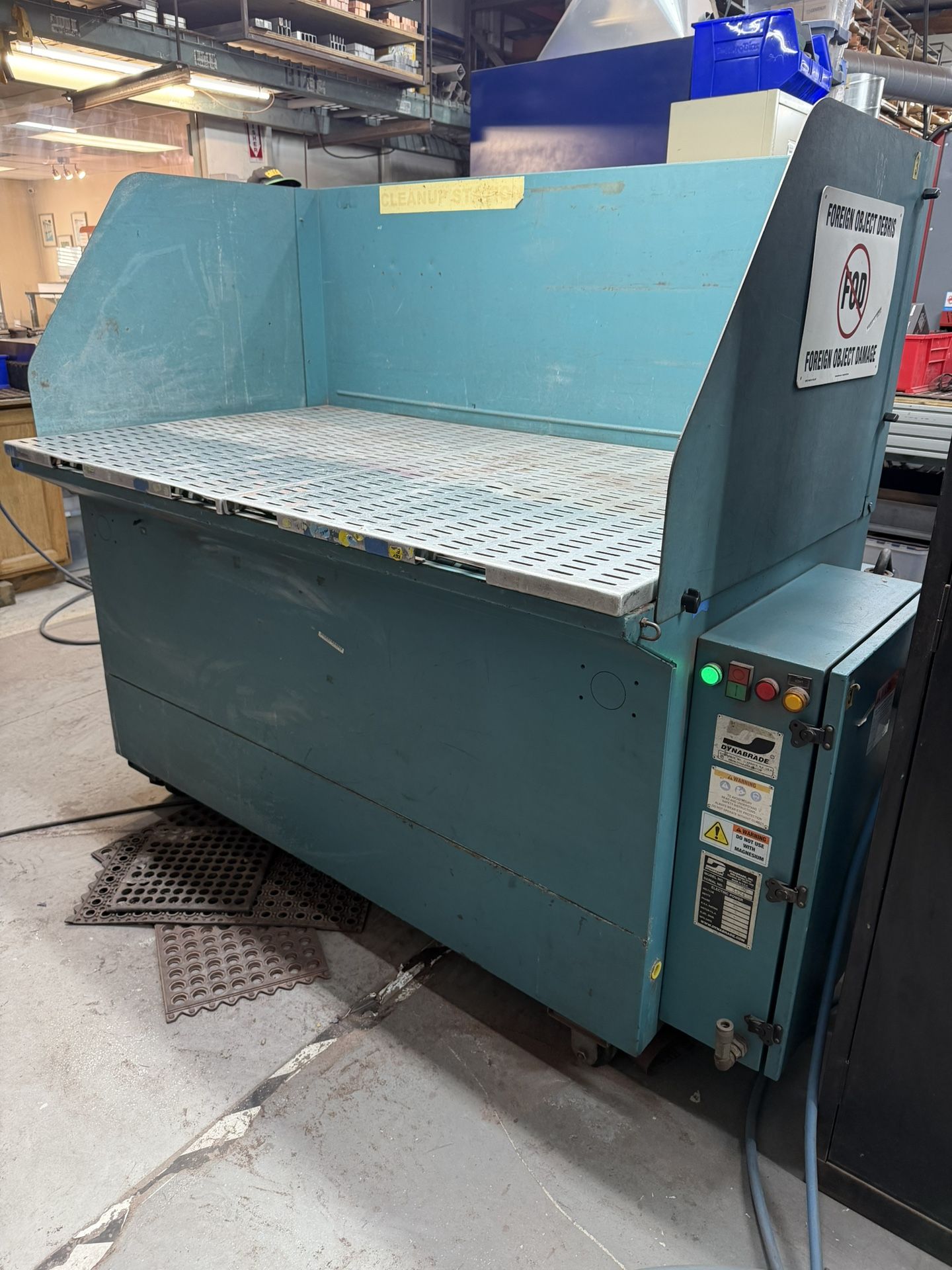 Dynabrade 64400 Downdraft Dust Collection Tables