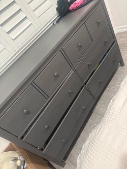 CALI KING Bed Set & dresser