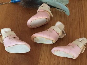 Pet pink Mary Jane shoes