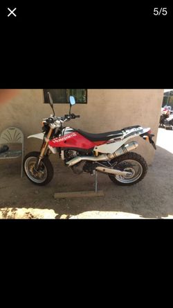 07 huskvarna SM610 2200 millas got a BMW motor