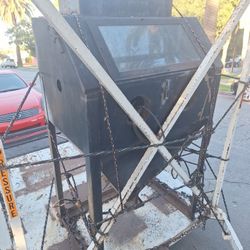 ***FREE*** Sand Blast Cabinet
