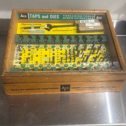 Standard Taps And dies Tools