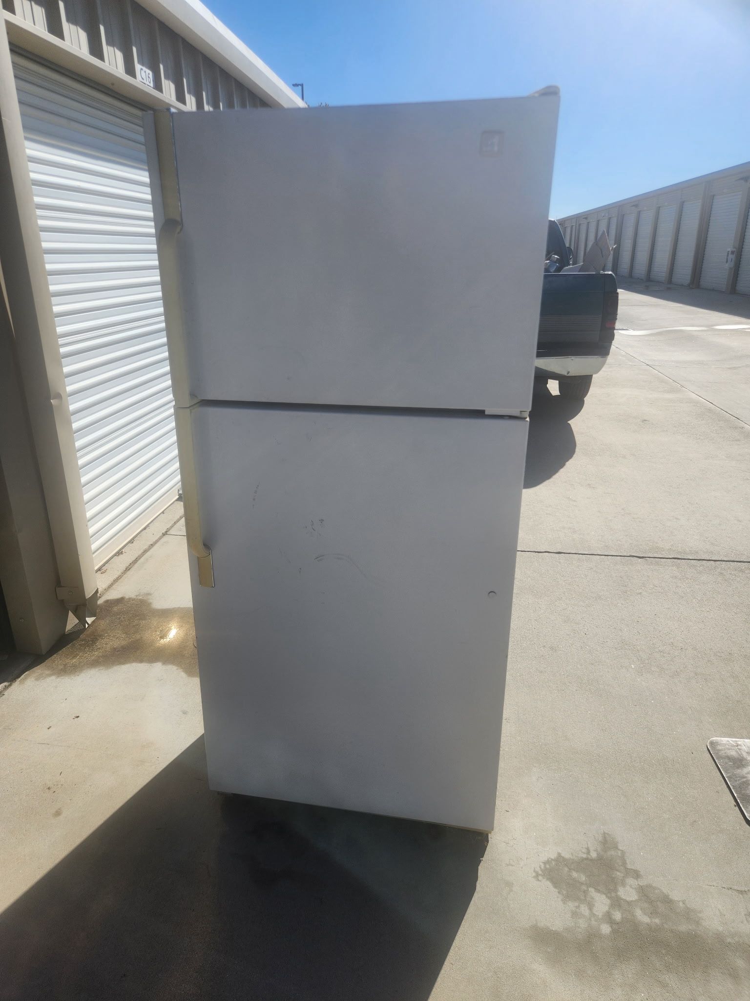 Refrigerator Maytag